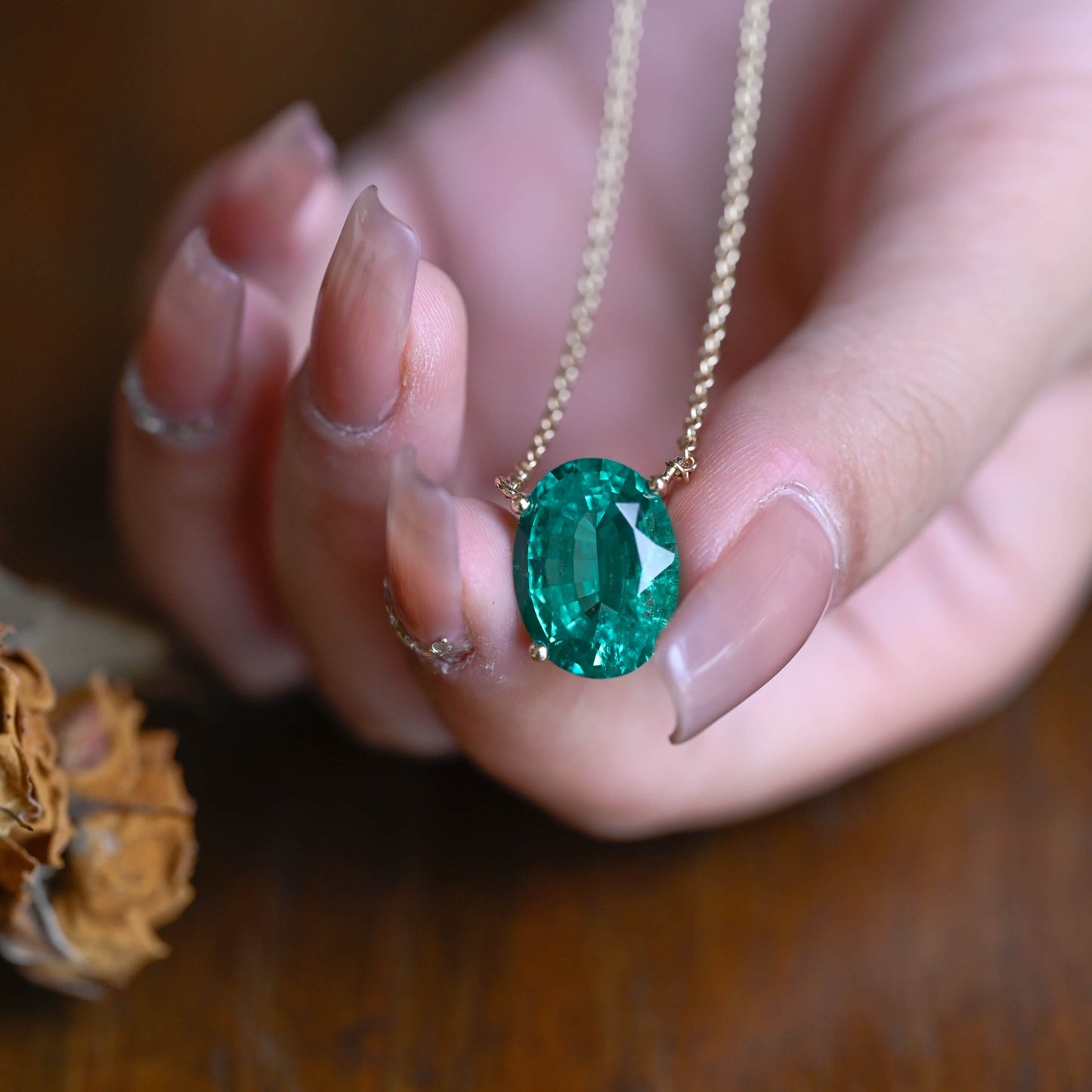SquareJewelry necklace Solid Gold Classic Oval Lab Grown Emerald Solitaire Pendant