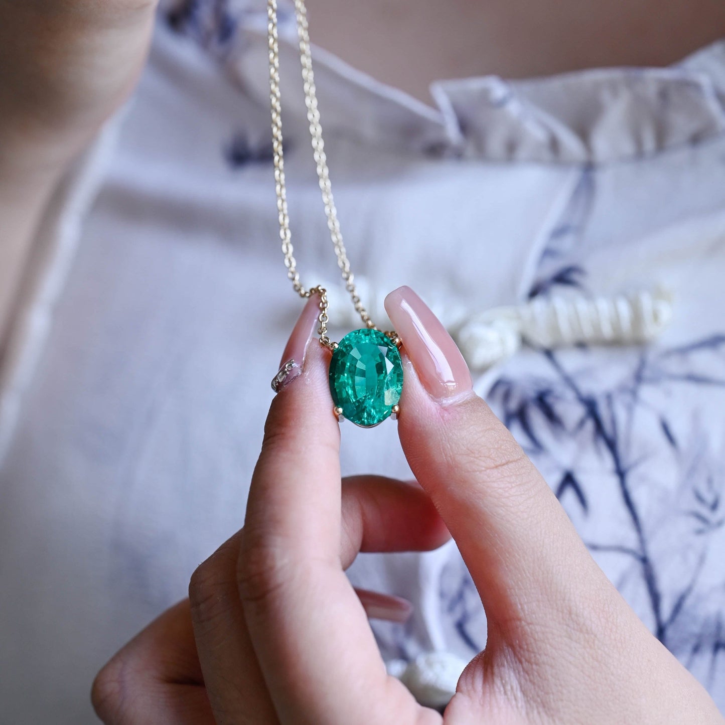 SquareJewelry necklace Solid Gold Classic Oval Lab Grown Emerald Solitaire Pendant